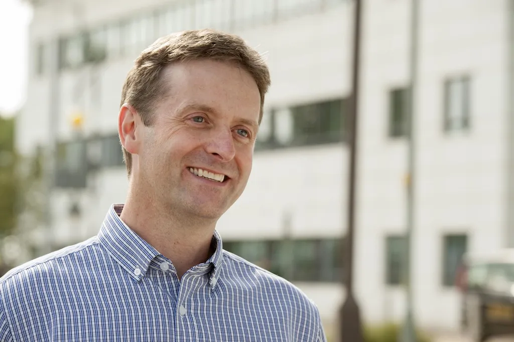 Headshot of Dr Donald Davidson